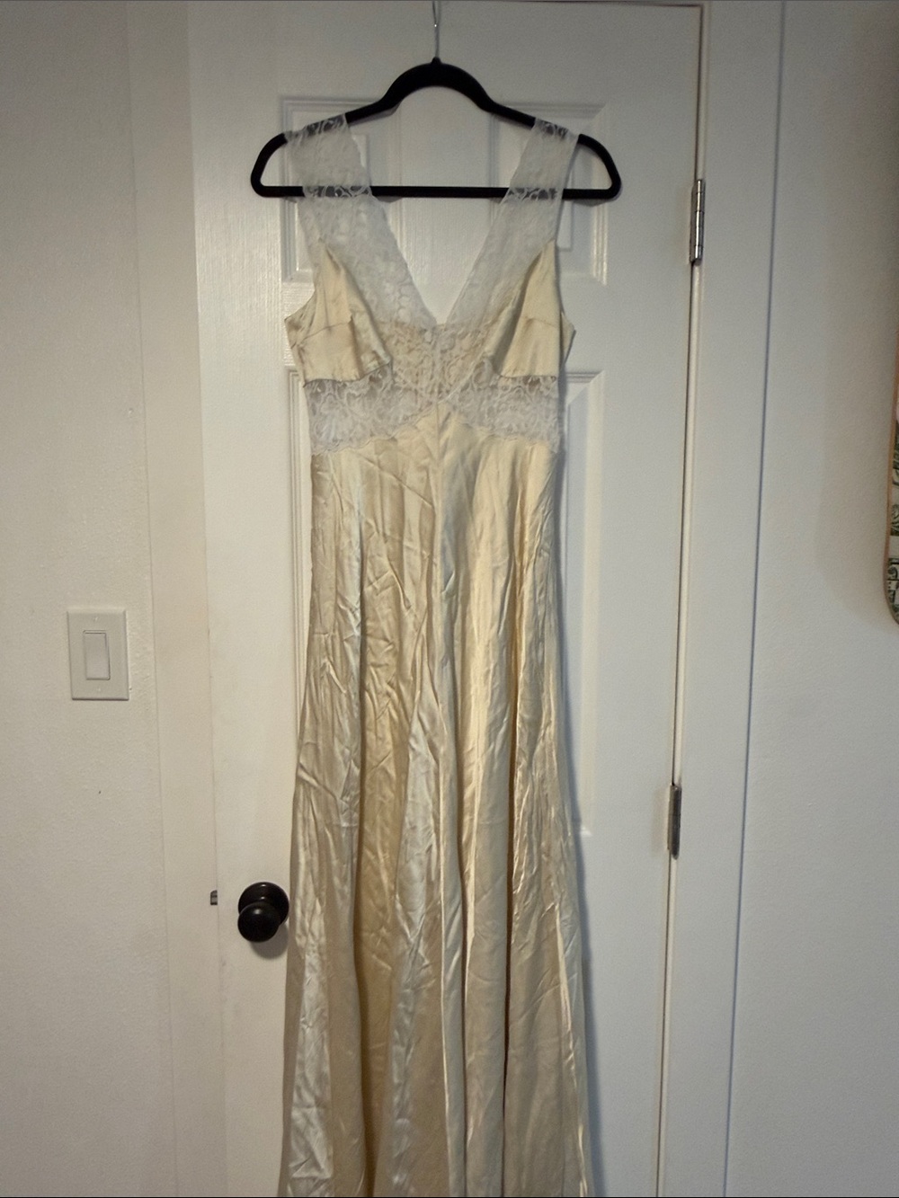 Lovers + Friends Cream Lace-Trim Maxi Dress